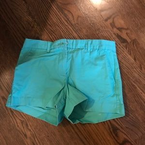 The GAP green summer short